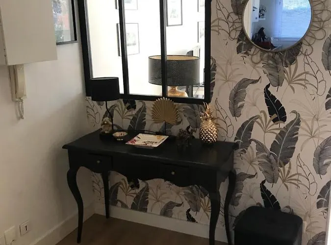 T 2 Terrasse Sud Manoir De Malville